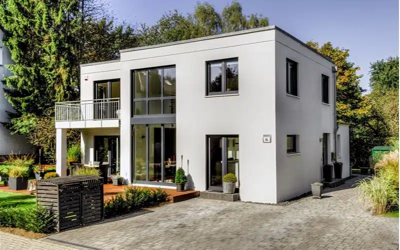 Funkisbolig med store vinduer